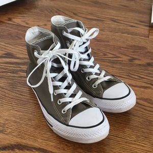 Grey Converse high tops